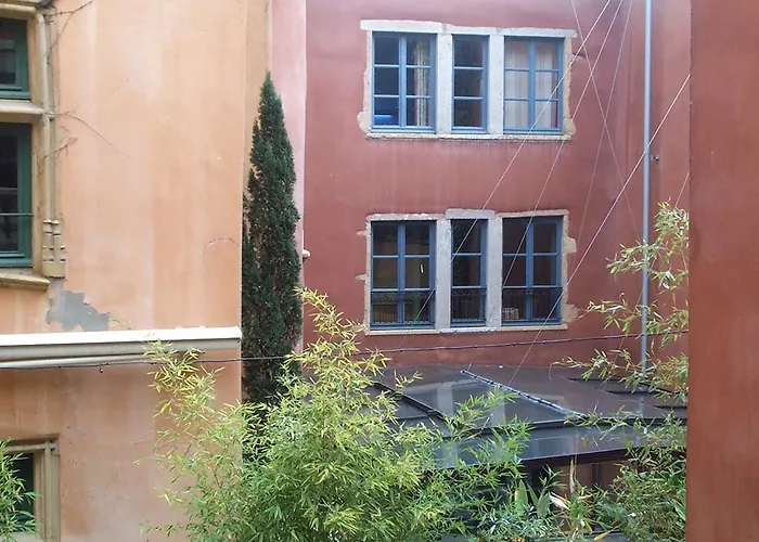 La Tour Rose Hotel Lyon